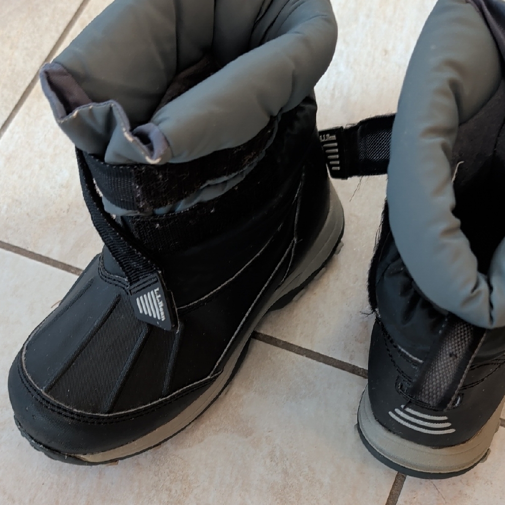 L.L. Bean Kids Black and Gray Snow Boots